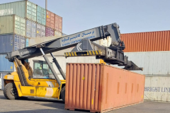 container-transport-10